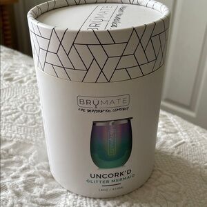 Insulated wine cup